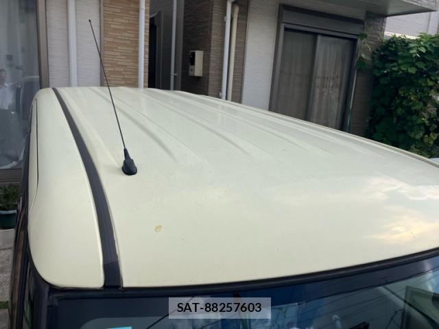 Daihatsu TANTO 2011-11 8730778-3