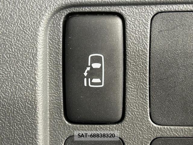 Daihatsu TANTO 2010-02 8730906-3