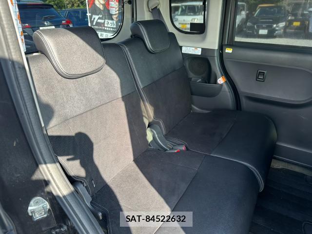 Daihatsu TANTO 2015-09 8731076-17