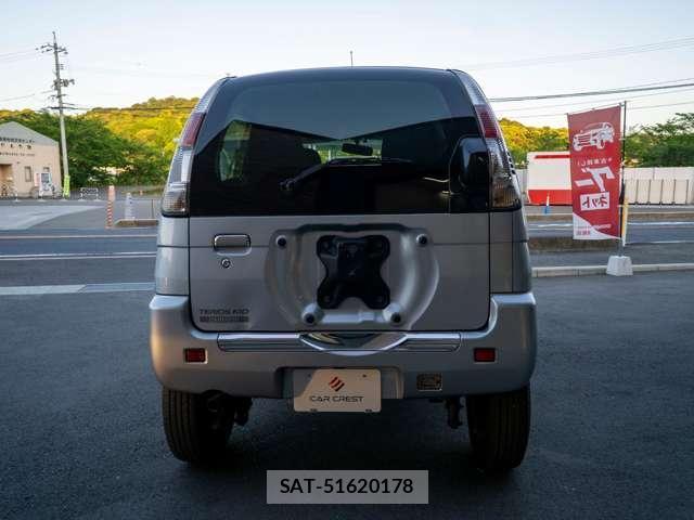 Daihatsu TERIOS KID 2011-01 8729495-6