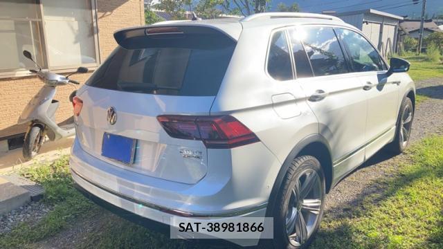 VolksWagen TIGUAN 2020-07 8727385-2