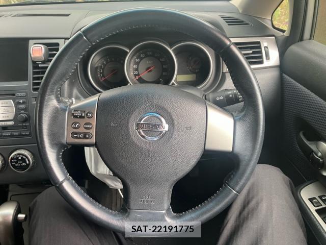 Nissan TIIDA 2007-11 8727502-17