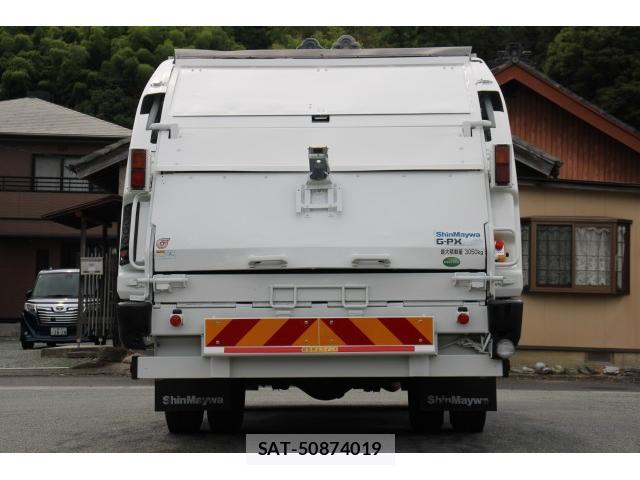 Mazda TITAN 2013-04 8727938-4
