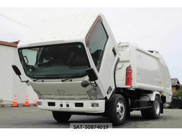 Mazda TITAN 2013-04 8727938-9