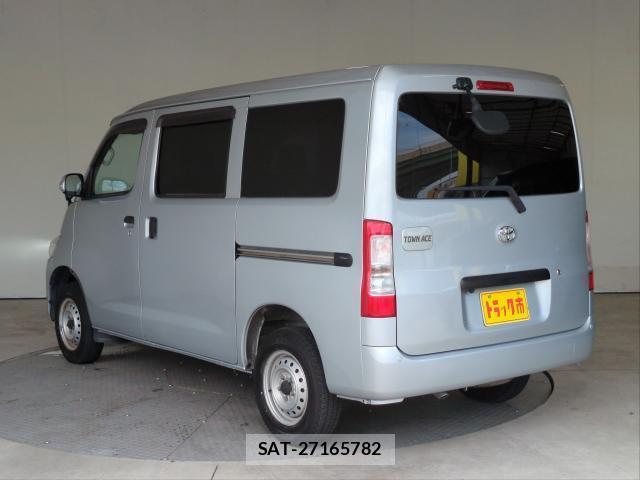 Toyota TOWNACE VAN 2022-07 8729485-10