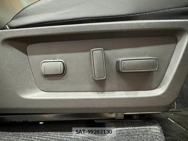 Mitsubishi TRITON 2024-08 8726591-6