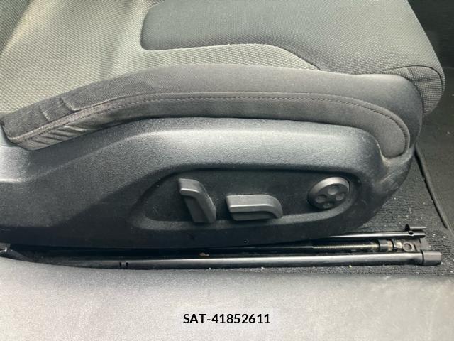 Audi TT 2012-05 8730786-11