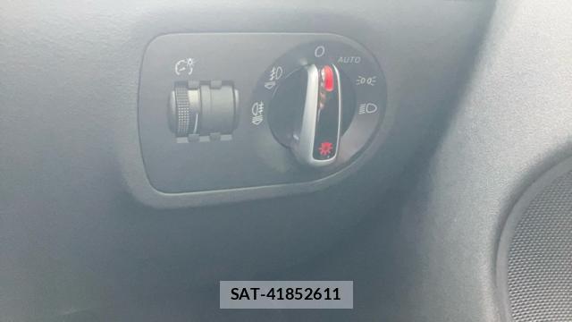 Audi TT 2012-05 8730786-16