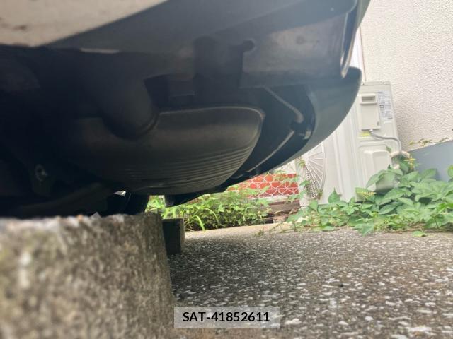 Audi TT 2012-05 8730786-8