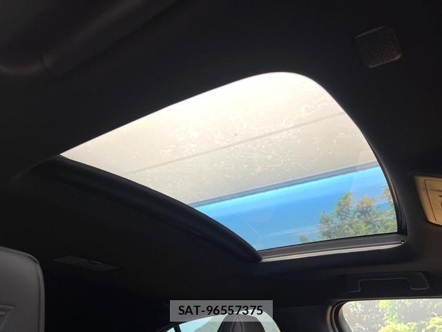 Lexus UX 2020-09 8727766-4