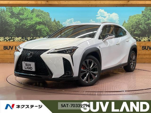 Lexus UX 2024-05 8730617-0