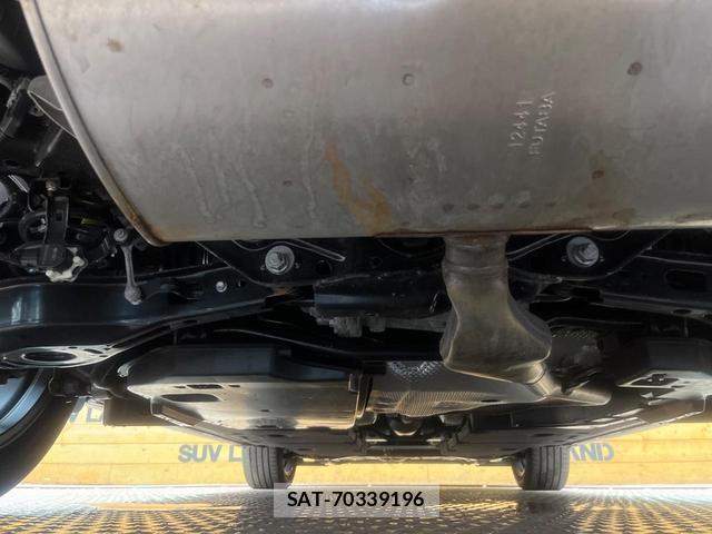Lexus UX 2024-05 8730617-18