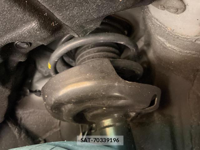 Lexus UX 2024-05 8730617-19