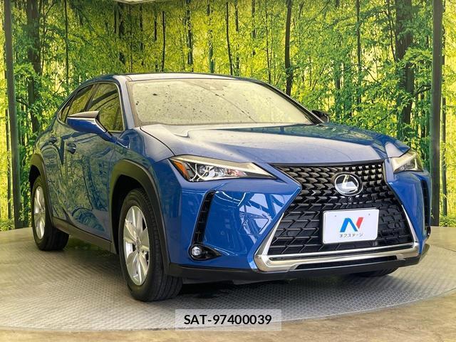 Lexus UX 2020-03 8730822-15
