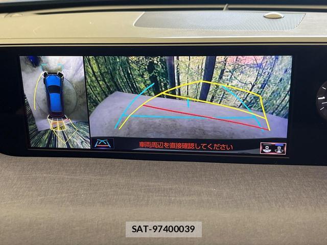 Lexus UX 2020-03 8730822-4