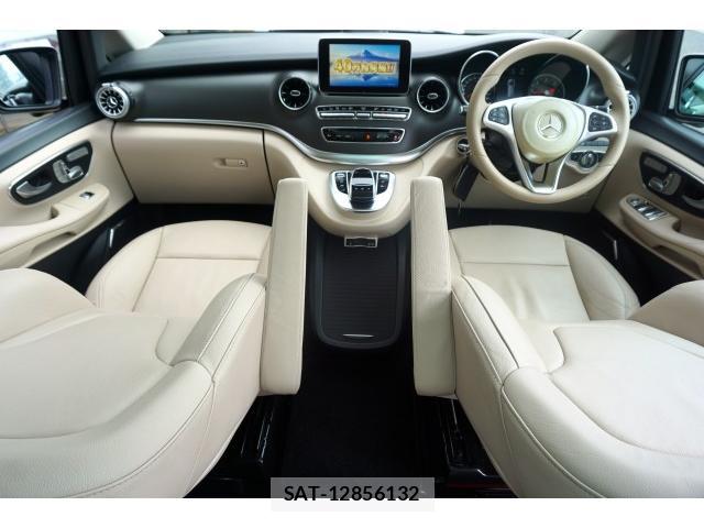Mercedes Benz V-CLASS 2020-06 8728149-15