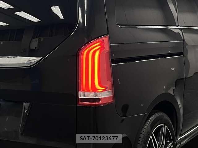 Mercedes Benz V-CLASS 2017-12 8731446-15