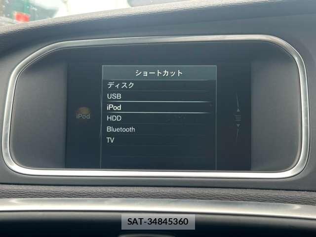 Volvo V40 2016-07 8730330-17