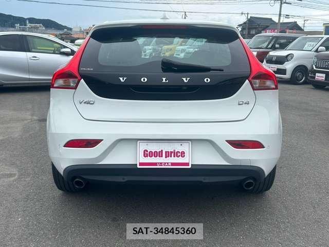 Volvo V40 2016-07 8730330-4