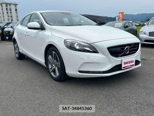 Volvo V40 2016-07 8730330-7