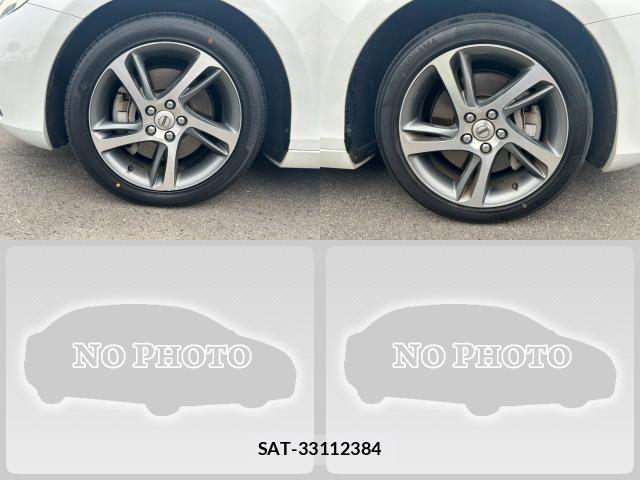 Volvo V40 2019-01 8730331-8