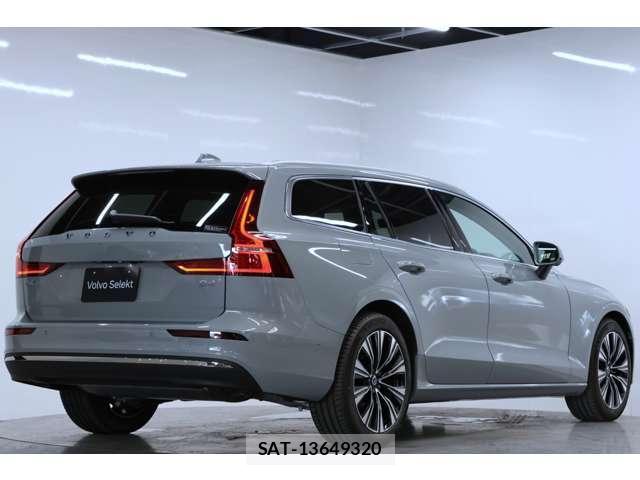 Volvo V60 2026-07 8728267-3