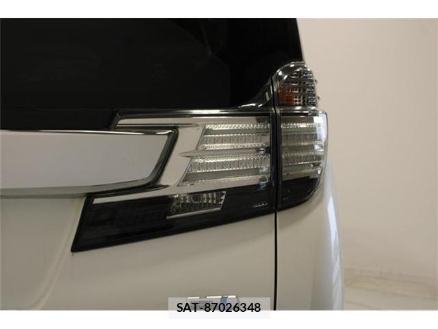 Toyota VELLFIRE 2015-12 8726031-17