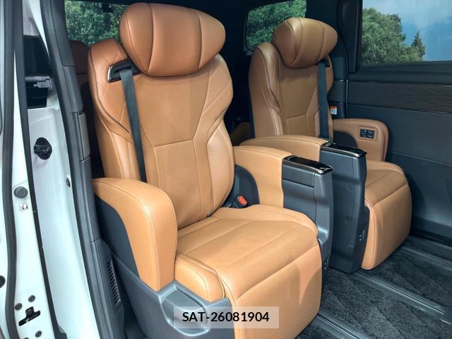 Toyota VELLFIRE 2024-03 8727039-10