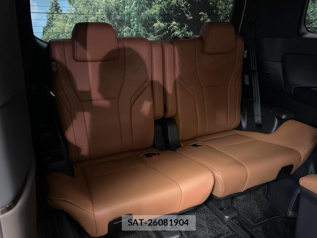 Toyota VELLFIRE 2024-03 8727039-11