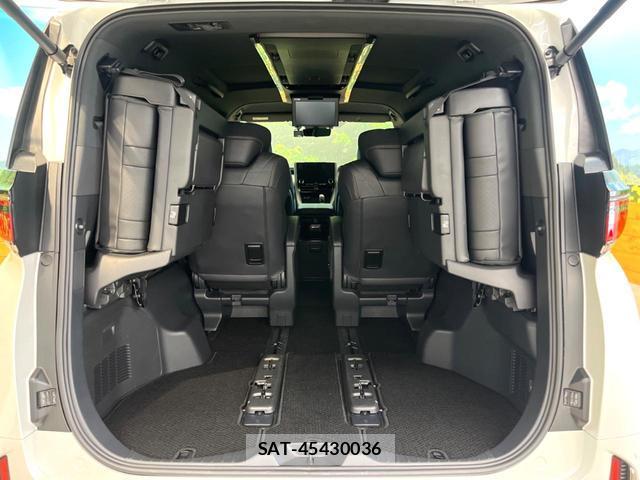 Toyota VELLFIRE 2023-11 8727782-10