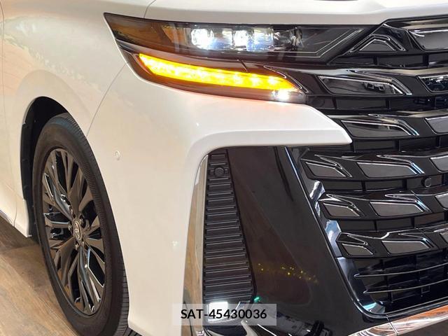 Toyota VELLFIRE 2023-11 8727782-12
