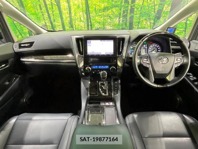 Toyota VELLFIRE 2015-04 8730245-1