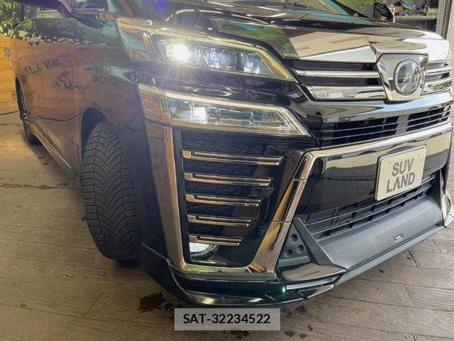 Toyota VELLFIRE 2018-11 8726428-11