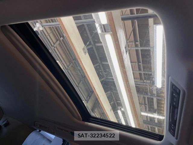 Toyota VELLFIRE 2018-11 8726428-3