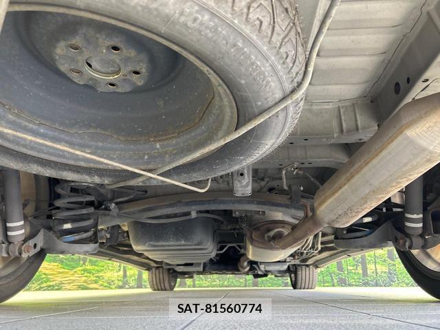 Toyota VELLFIRE 2009-10 8726688-17