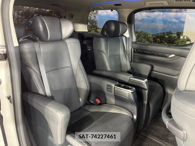 Toyota VELLFIRE 2020-07 8726775-12