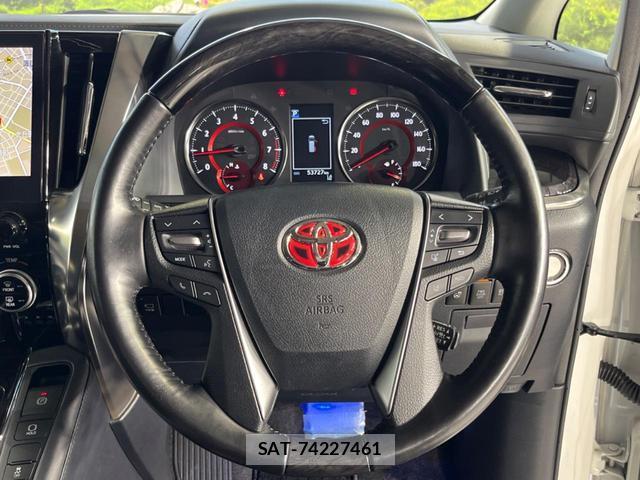 Toyota VELLFIRE 2020-07 8726775-15