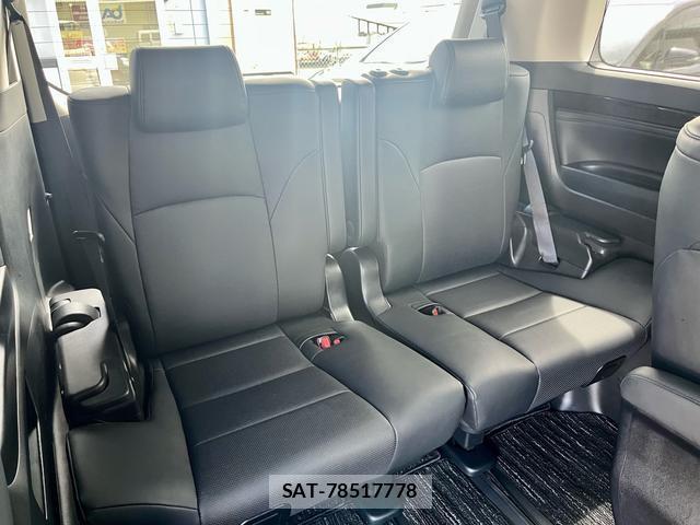 Toyota VELLFIRE 2019-08 8726851-14