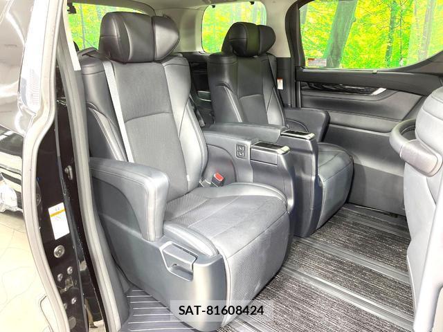 Toyota VELLFIRE 2019-03 8726953-11