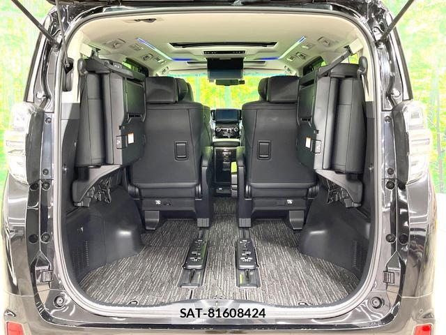 Toyota VELLFIRE 2019-03 8726953-13
