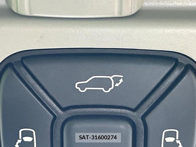Toyota VELLFIRE 2014-07 8727135-6