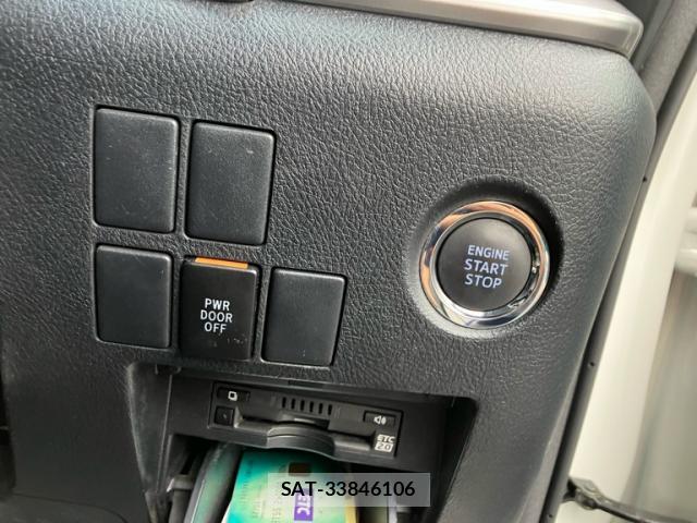 Toyota VELLFIRE 2017-03 8727531-17