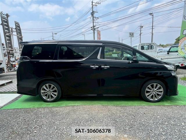 Toyota VELLFIRE 2017-10 8727811-11