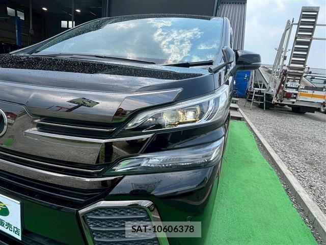 Toyota VELLFIRE 2017-10 8727811-3