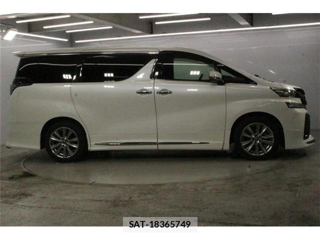 Toyota VELLFIRE 2017-08 8727917-2