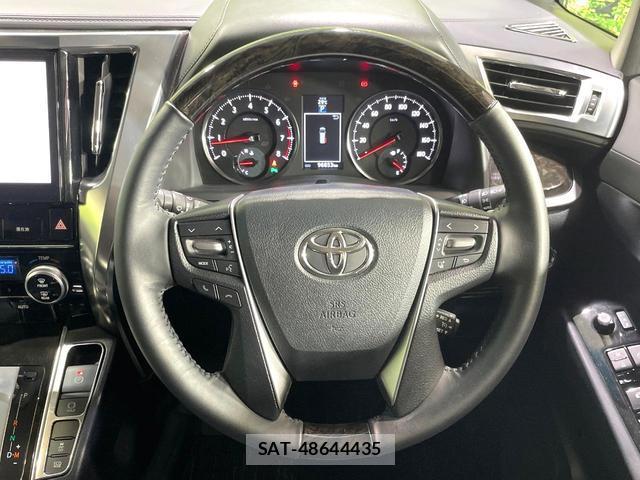Toyota VELLFIRE 2015-11 8728018-11
