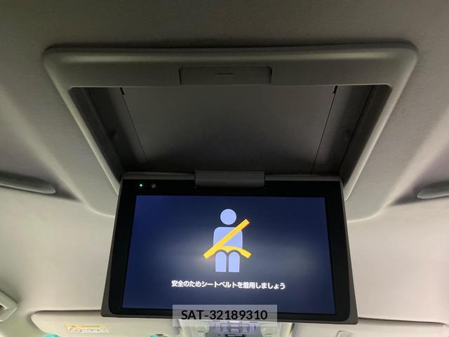 Toyota VELLFIRE 2019-04 8728099-2