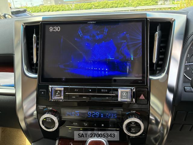 Toyota VELLFIRE 2016-08 8728340-11