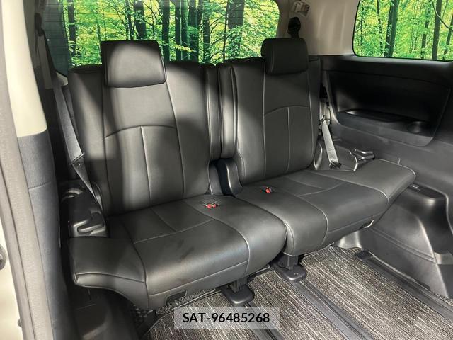 Toyota VELLFIRE 2019-05 8728668-9