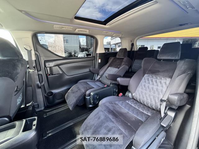 Toyota VELLFIRE 2019-11 8728878-6